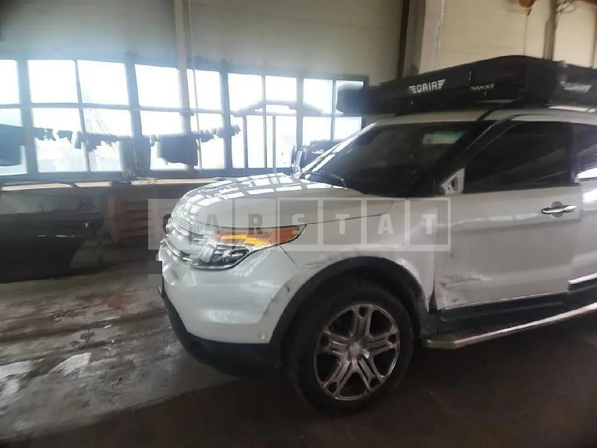 Photo 2 of 33: 2015 Ford Explorer — Korean insurance auction
