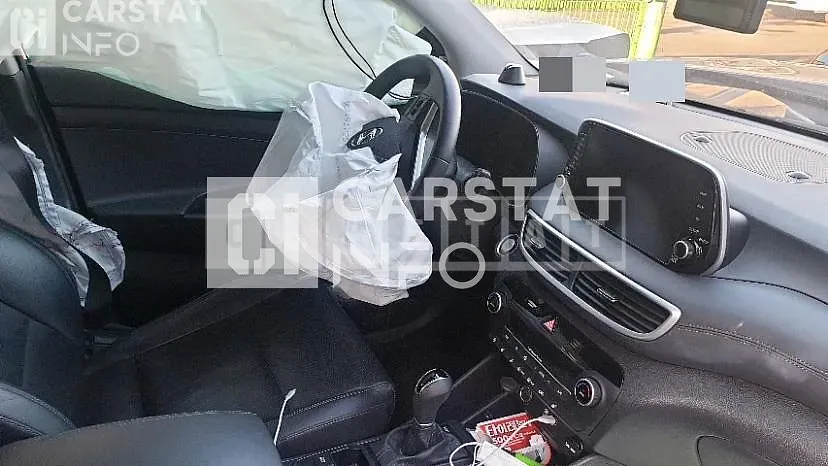 Photo 2 of 4: 2019 Hyundai Tucson, VIN KMHJ581ABKU083924 — Korean insurance auction