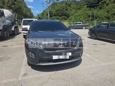 Photo 1 of 31: 2016 Kia Sorento 2.0 — Korean insurance auction