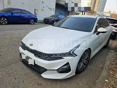 Photo 1 of 31: 2021 Kia K5 — Korean insurance auction