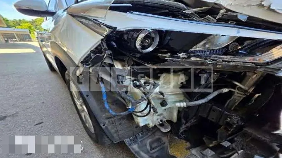 Photo 2 of 8: 2017 Hyundai Tucson TL — Korean insurance auction