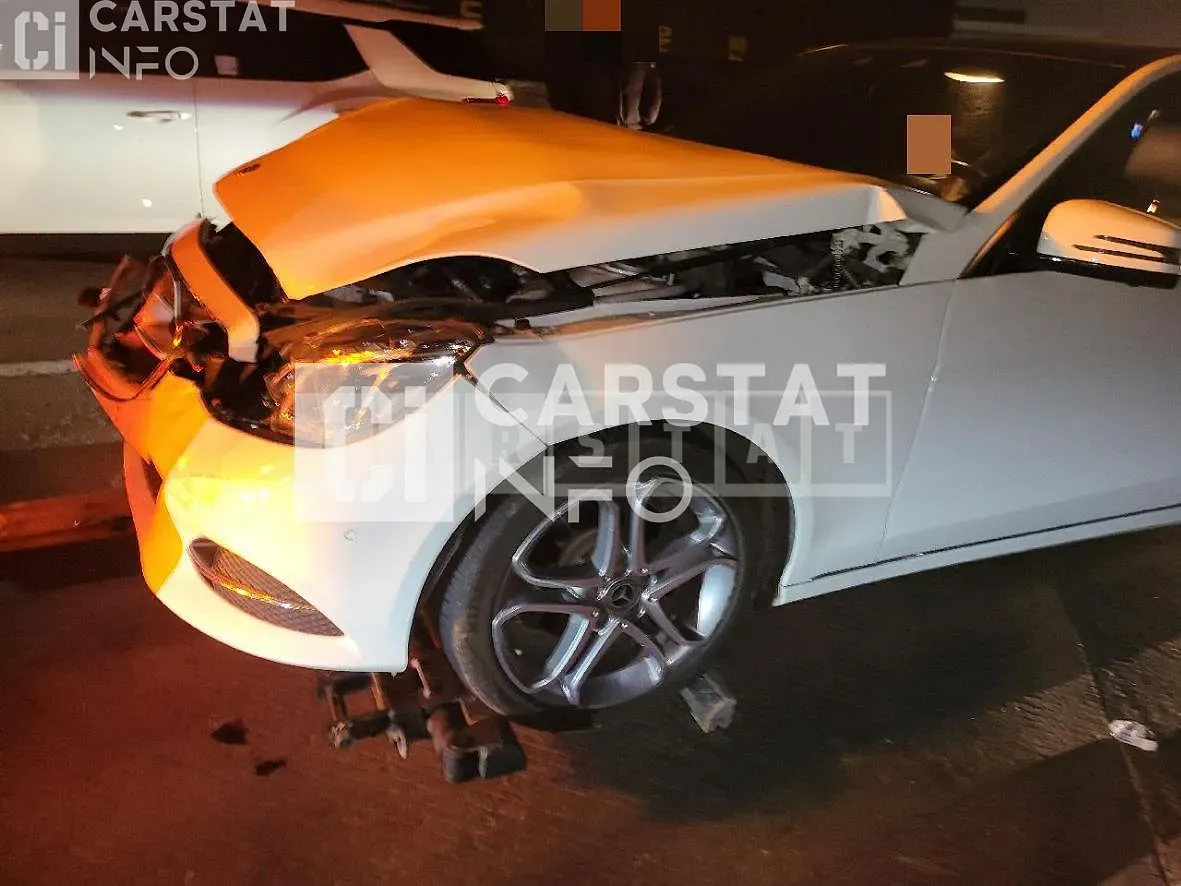 Photo 2 of 9: 2015 Mercedes-Benz E250 BlueTec 4Matic, VIN WDDHF9HB3GB283736 — Korean insurance auction