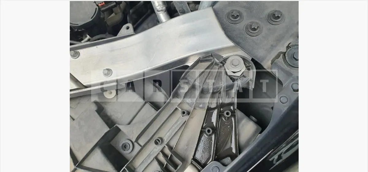 Photo 2 of 3: 2017 Mercedes-Benz (parts) E300 Light — Korean insurance auction