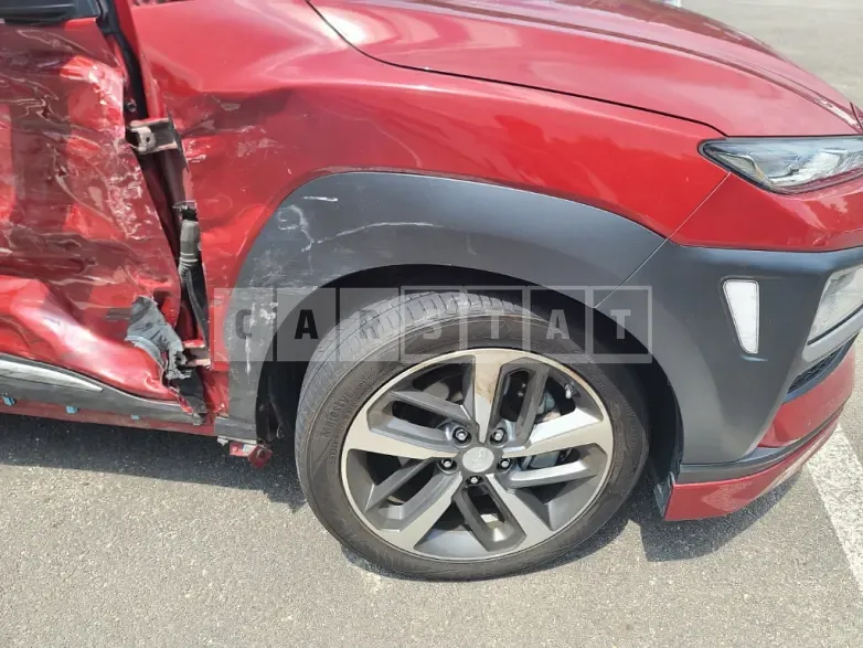 Photo 2 of 5: 2019 Hyundai Kona 1.6, VIN KMHK4815GKU433711 — Korean insurance auction