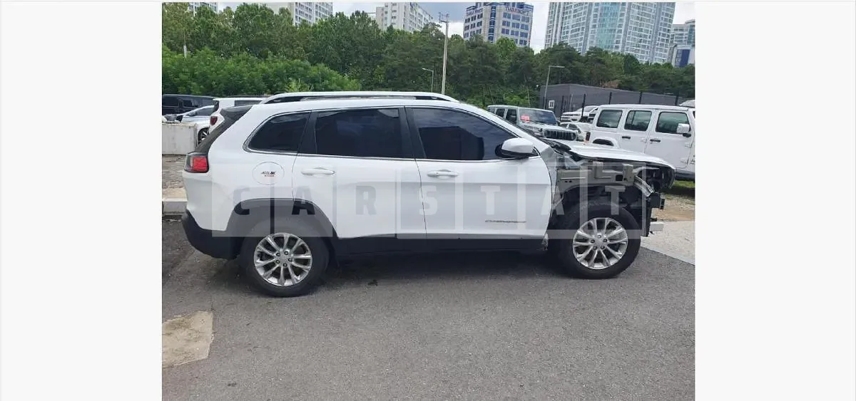 Photo 2 of 4: 2019 Jeep Zip Cherokee 2.4 — Korean insurance auction