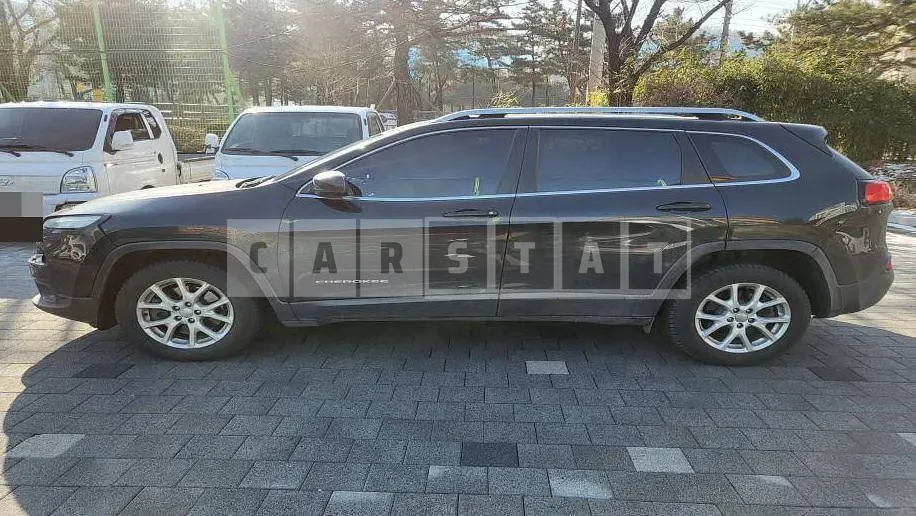 Photo 2 of 9: 2016 Jeep Straw Cherokee 2.2 — Korean insurance auction