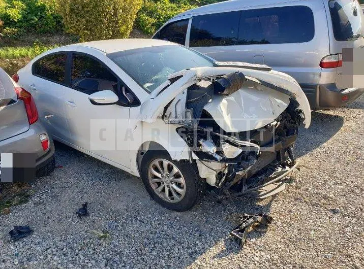Photo 2 of 10: 2015 Kia K3 1.6 — Korean insurance auction