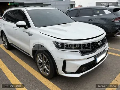 Photo 1 of 8: 2021 Kia Sorento /Sorrento, VIN KNARF81FGMA113677 — Korean insurance auction