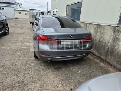 Photo 1 of 7: 2018 BMW 520i — Korean insurance auction