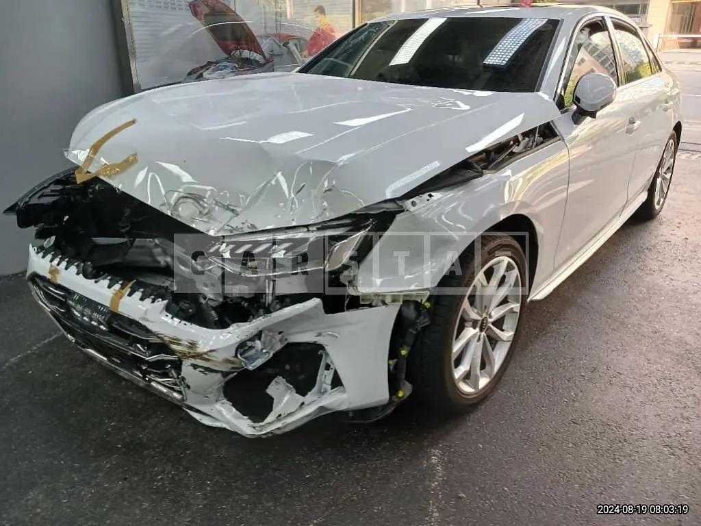 Photo 2 of 18: 2023 Audi A4 40 TFSI — Korean insurance auction
