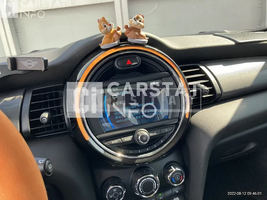 Photo 2 of 8: 2019 MINI Bambini Cooper — Korean insurance auction