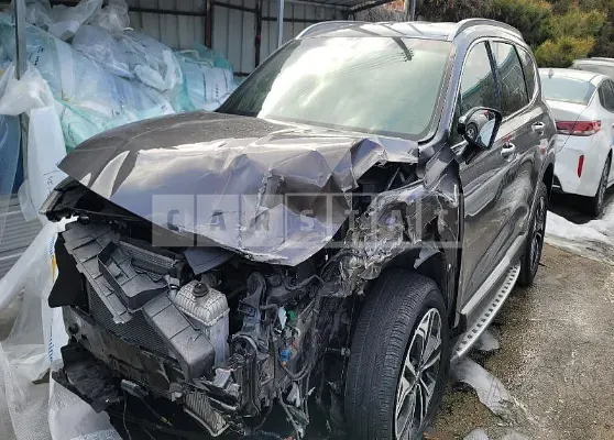 Photo 2 of 21: 2019 Hyundai Santa Fe, VIN KMHS381BBKU180565 — Korean insurance auction