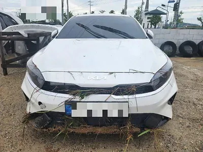 Photo 1 of 11: 2022 Kia Kz 1.SH — Korean insurance auction