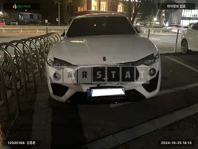 Photo 1 of 24: 2017 Maserati Levante Diesel, VIN ZN661TUG0HX264367 — Korean insurance auction