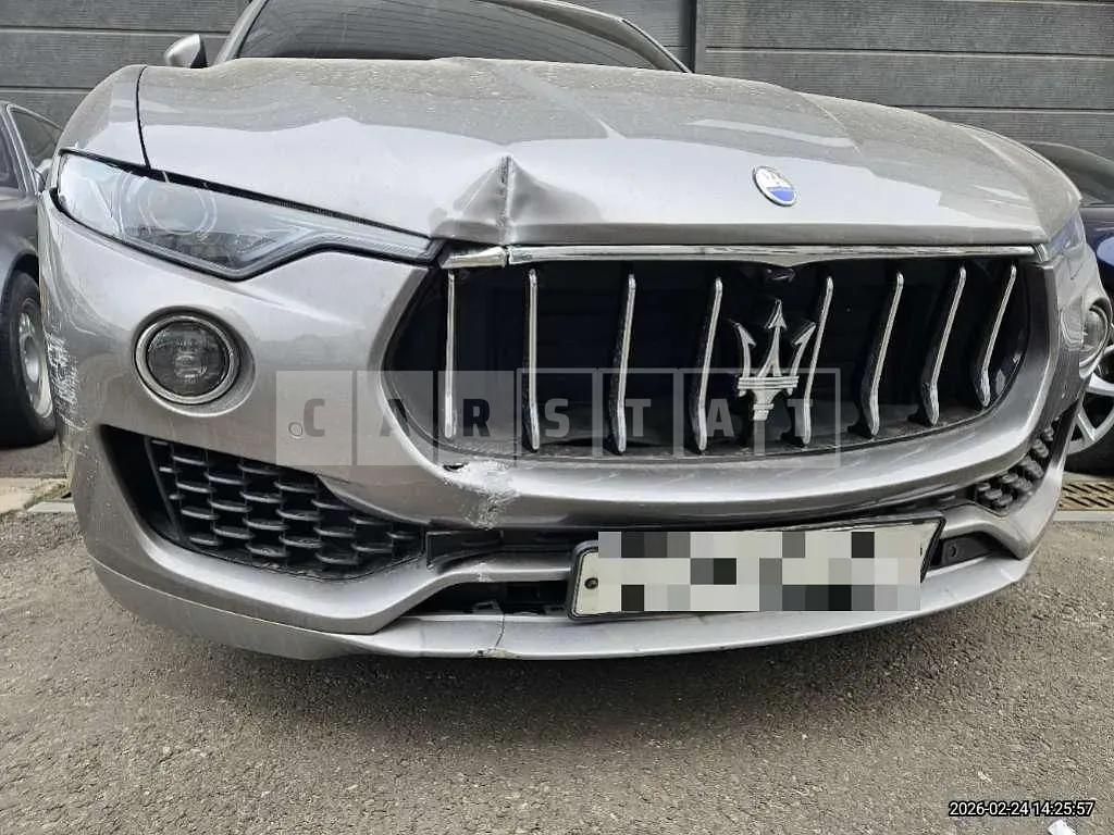 Photo 2 of 18: 2018 Maserati Levante — Korean insurance auction