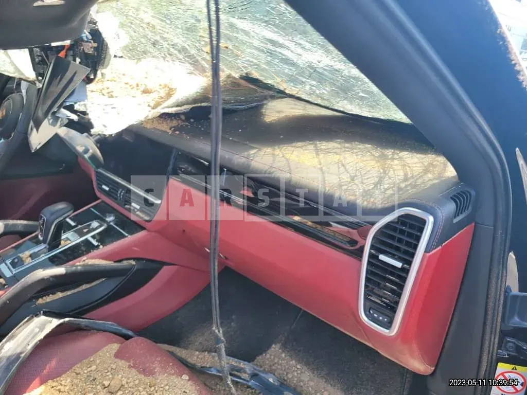Photo 2 of 100: 2020 Porsche Caupe (5 -Seater), VIN WP1BA29Y6LDA66445 — Korean insurance auction