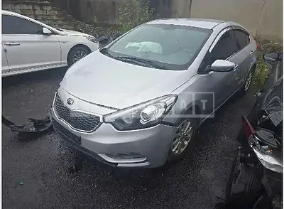 Photo 1 of 10: 2015 Kia Kz — Korean insurance auction