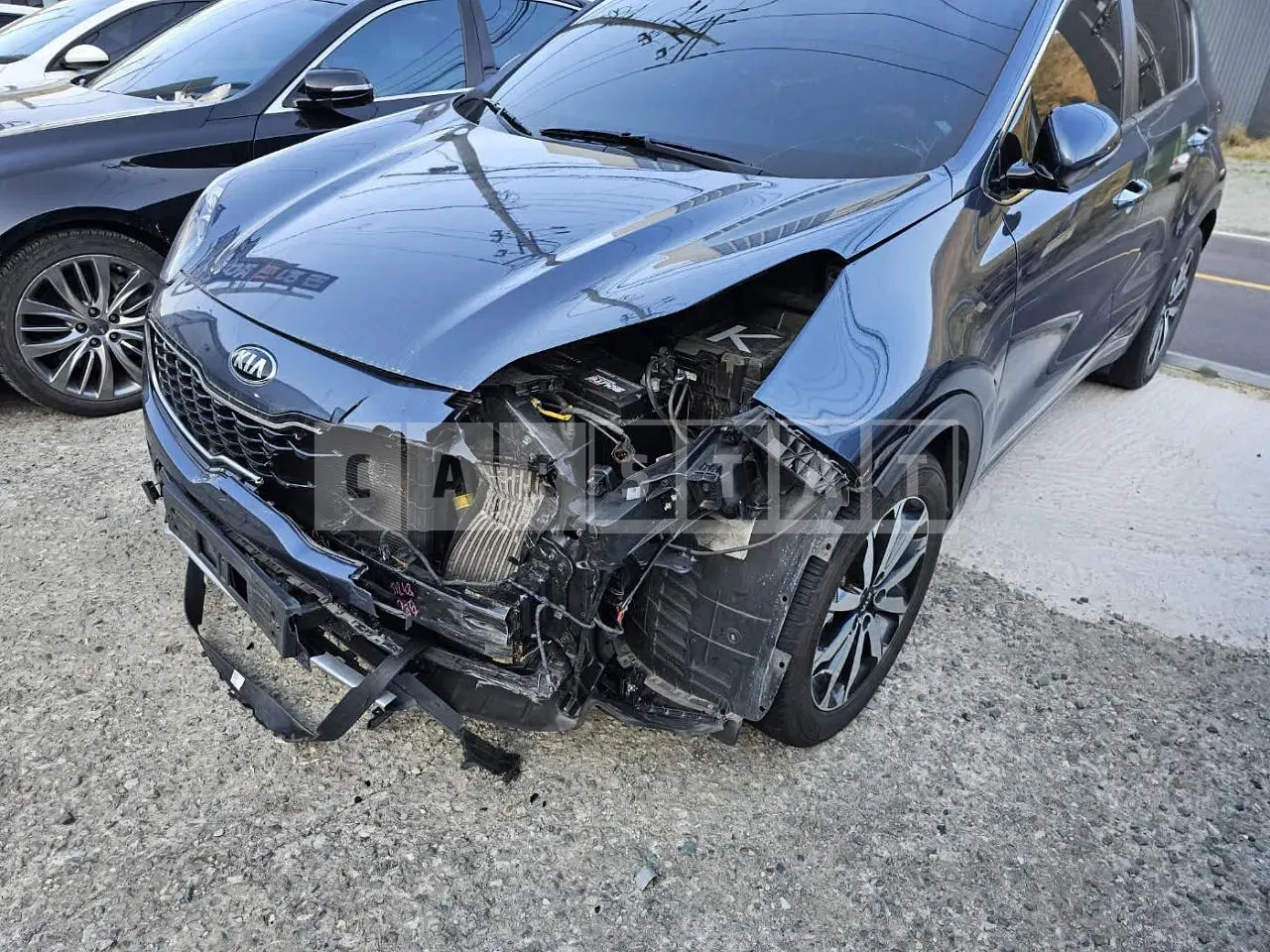 Photo 2 of 27: 2017 Kia Sportage, VIN KNAP6815GHK246222 — Korean insurance auction