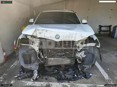 Photo 1 of 15: 2016 BMW X4 xDrive 20d, VIN WBAXX1105G0T33252 — Korean insurance auction