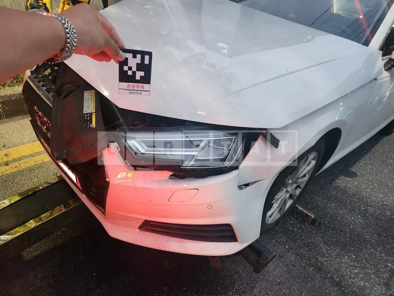 Photo 2 of 9: 2016 Audi A4 45 TFSI, VIN WAUZZZF4XGA071073 — Korean insurance auction