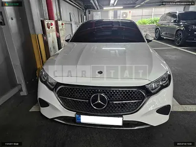 2025 Mercedes-Benz E200