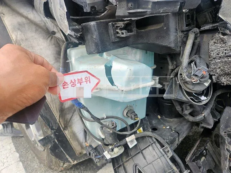 Photo 2 of 40: 2021 Hyundai Santa Fe TM — Korean insurance auction