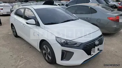 Photo 1 of 12: 2016 Hyundai Modern Ionic, VIN KMHC051CGGU004501 — Korean insurance auction