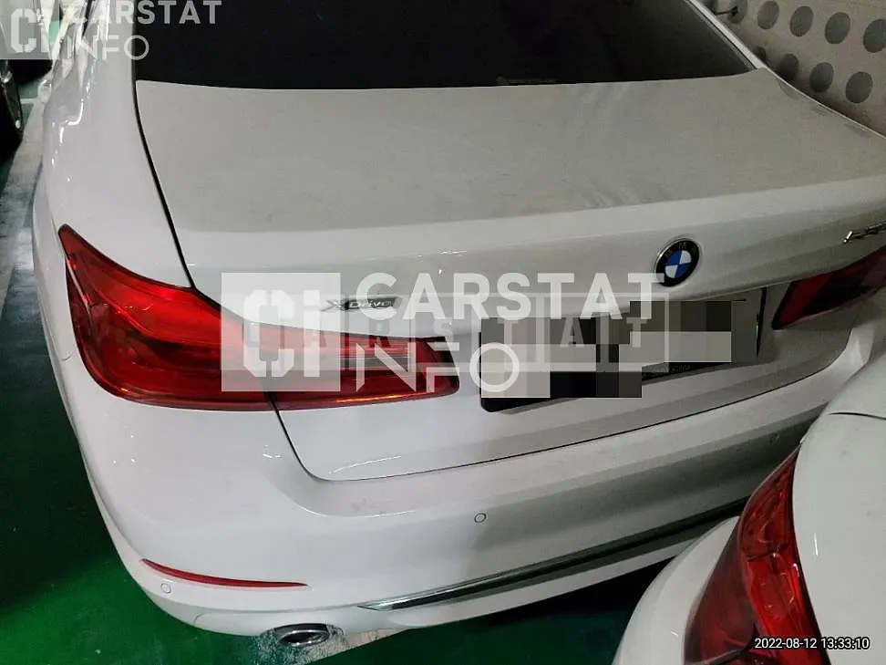 Photo 2 of 5: 2019 BMW 530i xDrive Luxury, VIN WBAJD9101KB278552 — Korean insurance auction
