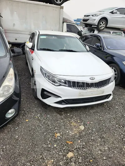 Photo 1 of 11: 2018 Kia K5 2.0 LPG, VIN KNAGU416BKA300075 — Korean insurance auction