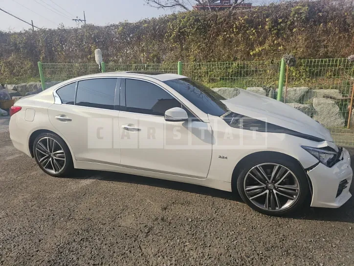 Photo 2 of 9: 2015 Infiniti Q50 2.2d, VIN JNKDV71E2FM531397 — Korean insurance auction