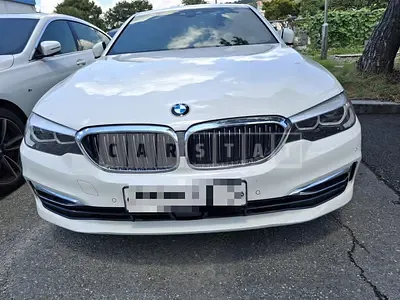 Photo 1 of 11: 2020 BMW 520i — Korean insurance auction