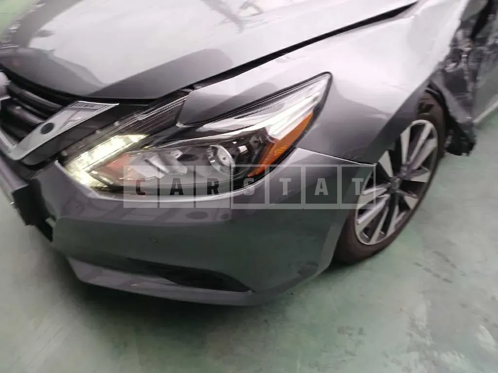 Photo 2 of 18: 2016 Nissan Altima 2.5 — Korean insurance auction