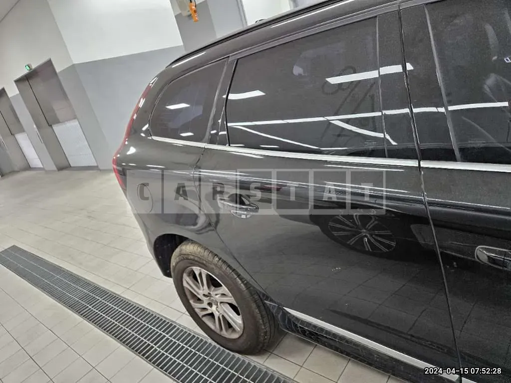 Photo 2 of 17: 2017 Volvo XC60 D3 — Korean insurance auction