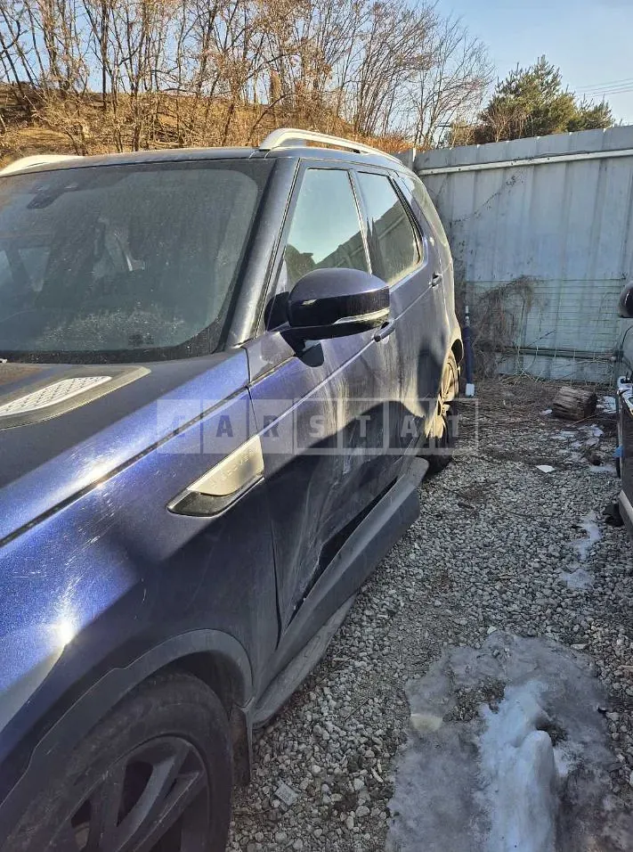 Photo 2 of 14: 2017 Land Rover Discovery TD6 — Korean insurance auction