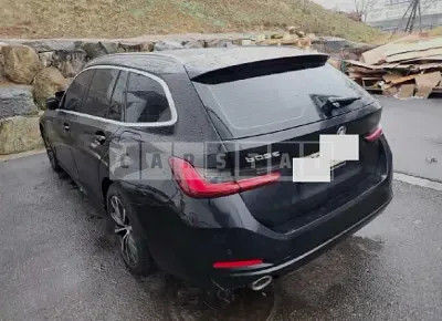 Photo 1 of 9: 2023 BMW 320d Touring, VIN WBA21FZ05PFN73945 — Korean insurance auction