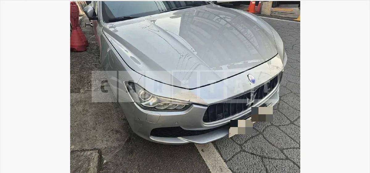 Photo 2 of 3: 2016 Maserati Ghibli — Korean insurance auction
