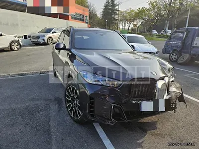 Photo 1 of 48: 2023 BMW X5 xDrive40i — Korean insurance auction