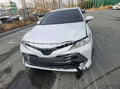 Photo 1 of 16: 2018 Toyota Camry Hybrid, VIN JTNB21HK3J3005171 — Korean insurance auction