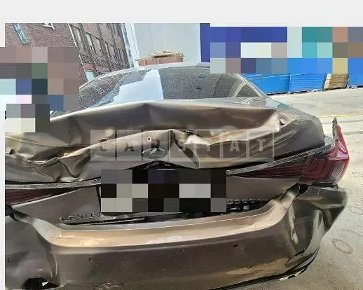 Photo 2 of 30: 2019 Lexus ES300h — Korean insurance auction