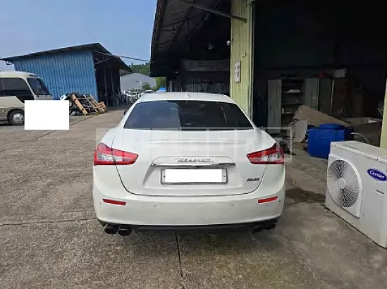 Photo 2 of 9: 2015 Maserati Ghibli Diesel — Korean insurance auction