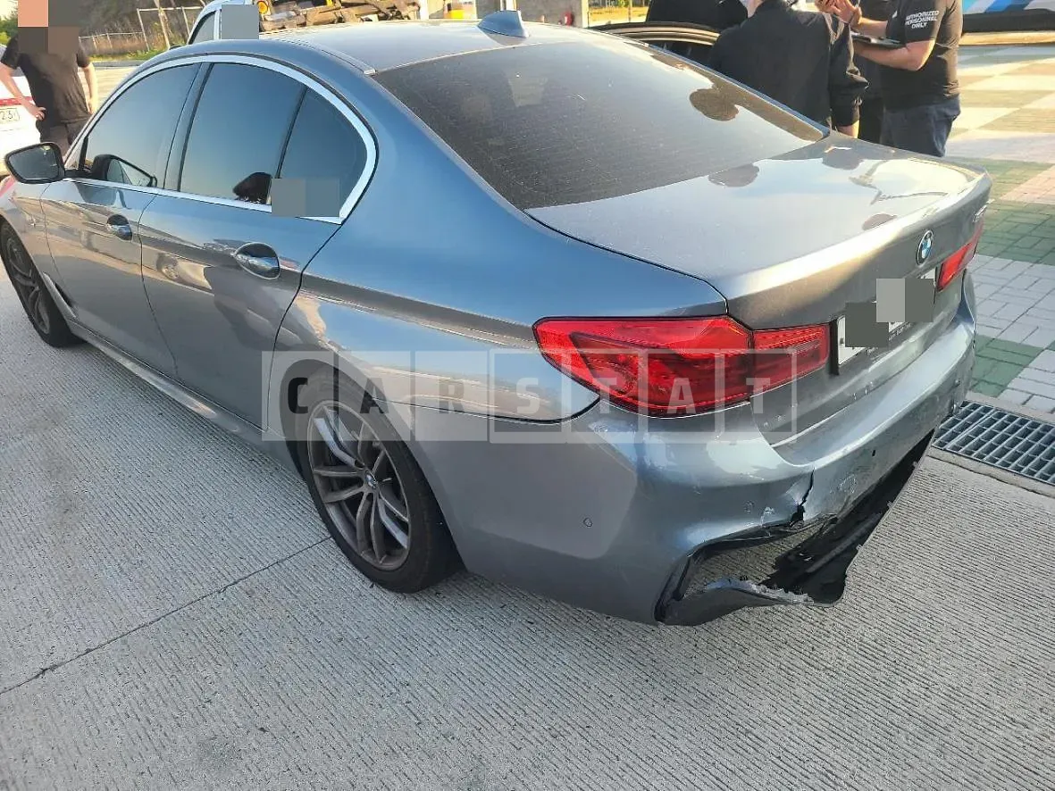 Photo 2 of 37: 2019 BMW 520d M Sport Package, VIN WBAJF3104KBS70808 — Korean insurance auction