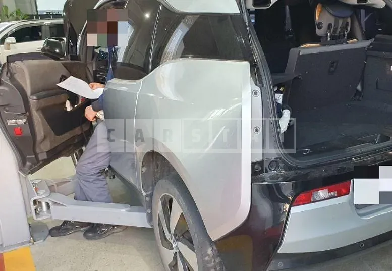 Photo 2 of 7: 2015 BMW i3, VIN WBY1Z210XFV307495 — Korean insurance auction