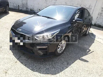 Photo 1 of 30: 2018 Kia Kz — Korean insurance auction