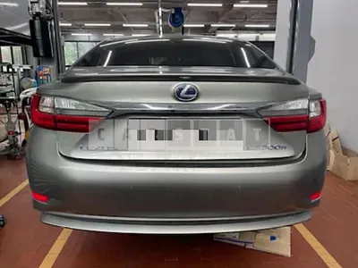 Photo 1 of 9: 2018 Lexus ES300h, VIN JTHBW1GG2J2179081 — Korean insurance auction
