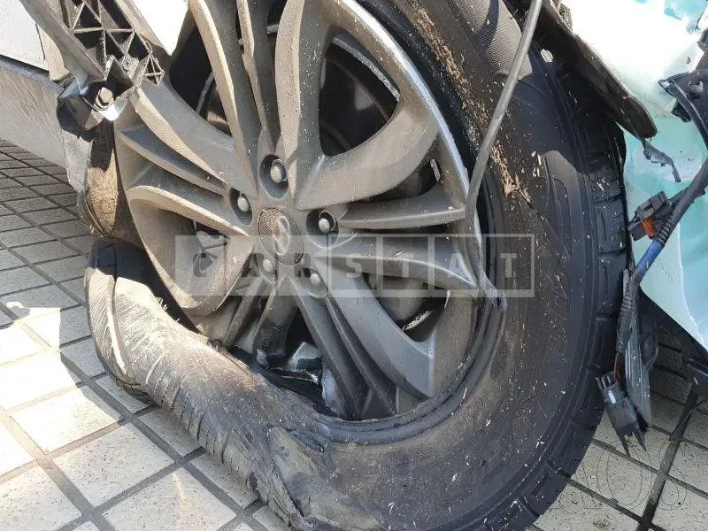 Photo 2 of 26: 2014 Hyundai Tucson ix — Korean insurance auction