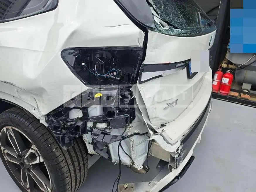 Photo 2 of 11: 2025 BMW X1 xDrive20i — Korean insurance auction