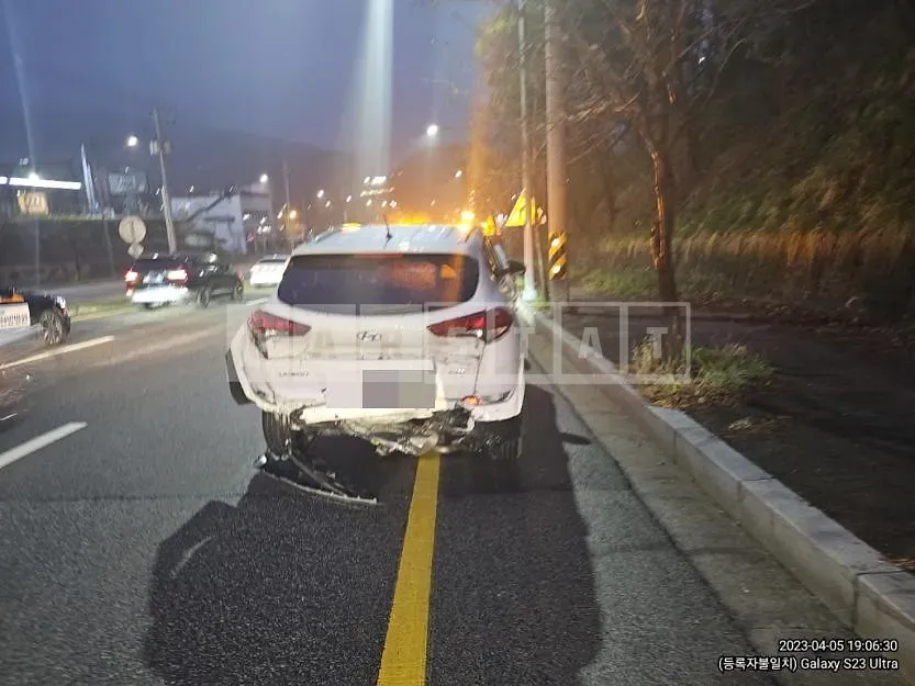 Photo 2 of 9: 2016 Hyundai Tucson 1.7, VIN KMHJ3815GHU213581 — Korean insurance auction