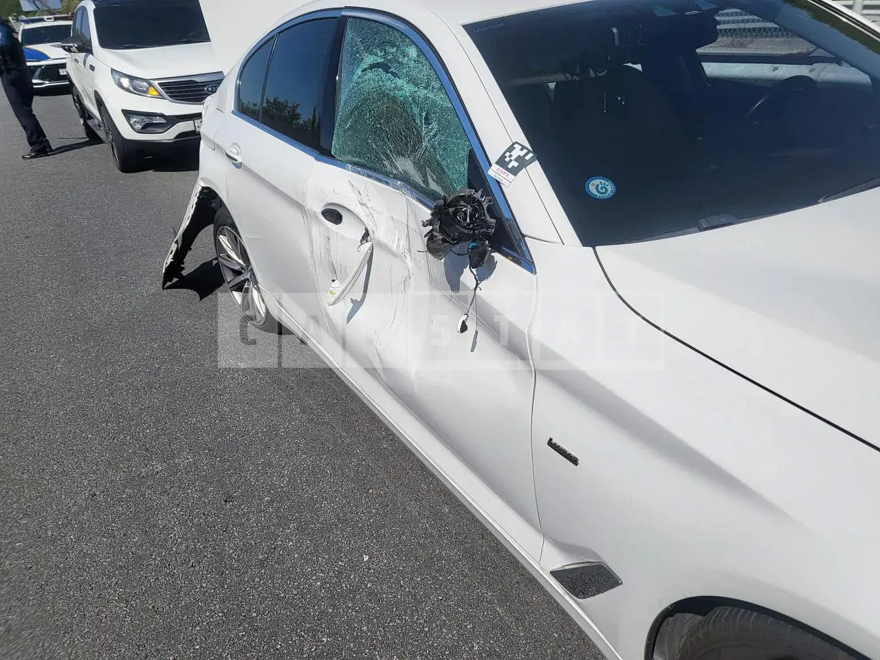 Photo 2 of 9: 2019 BMW 520i, VIN WBAJK7104JBP72753 — Korean insurance auction
