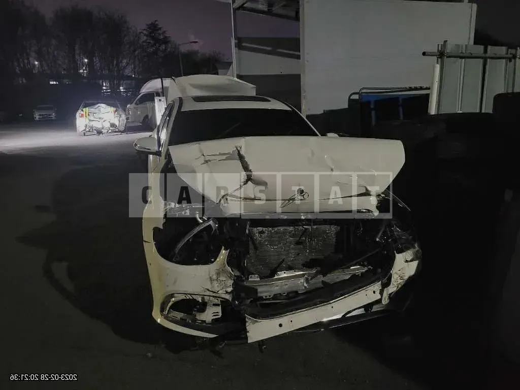 Photo 2 of 9: 2021 Mercedes-Benz E220 d 4Matic, VIN W1KZF0FB3MA924503 — Korean insurance auction