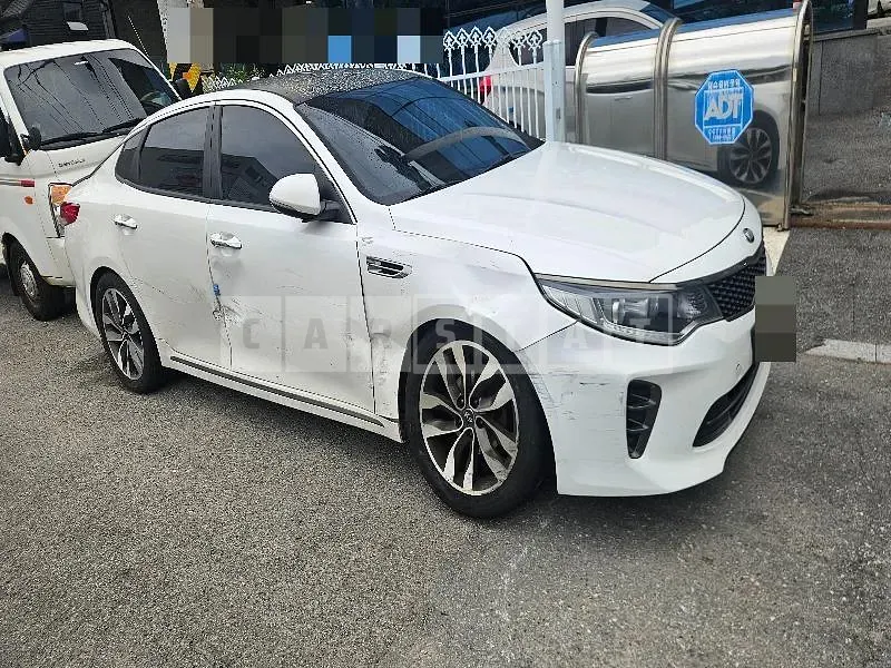 Photo 2 of 26: 2018 Kia K5 LPG — Korean insurance auction